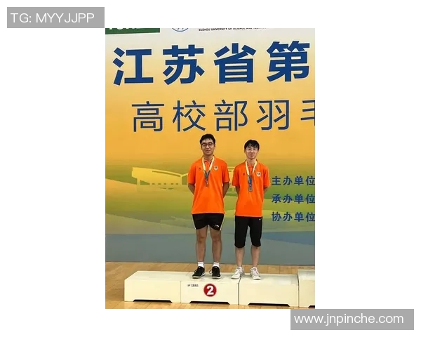 武汉羽毛球队防反策略分析及其在比赛中的得失表现探讨